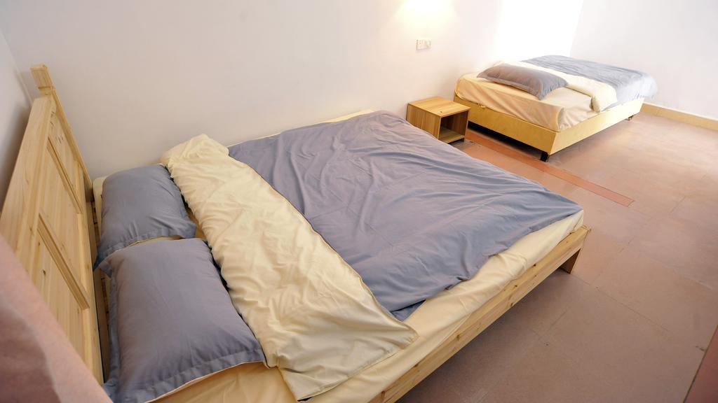 Lan Shan Chu Youth Hostel Yangshuo Room photo